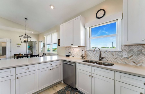 St. George Island House | Blue Wave 🌊 Beach Front View 🌞 Private Pool 🌴 Most Reviews on SGI