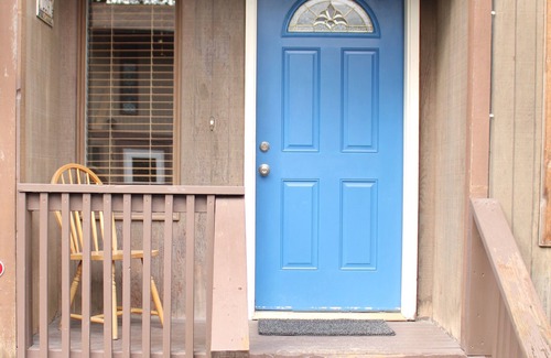 Seward House | Blueberry Haven - At the Base of Mt. Marathon