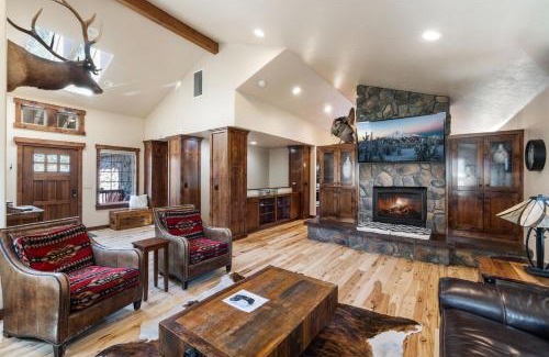 Bend House | Bluebird Day - Drake Escape