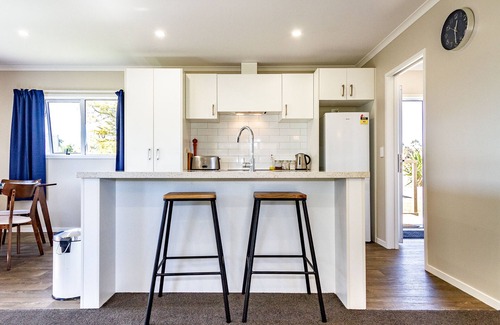 National Park Village House | Bluebird Day - National Park Holiday Home
