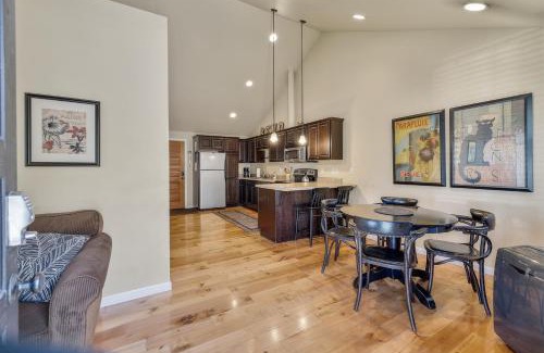 Old Bend House | Bluebird Day - Sierra Nook
