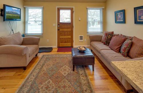 Old Bend House | Bluebird Day - Twin Mills Bungalow