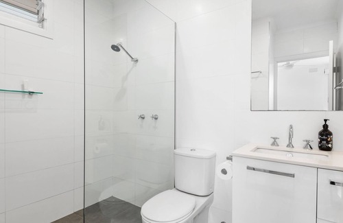 Point Lonsdale House | Bluebird - Point Lonsdale