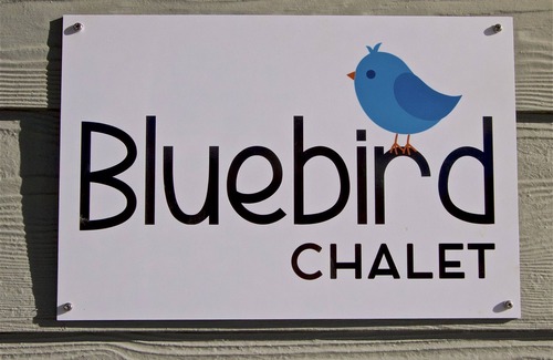 Ohakune Cottage | Bluebird Spa Chalet - Ohakune Holiday Home