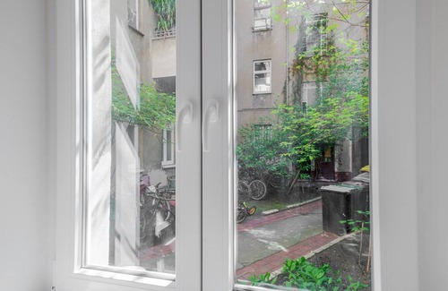 Alt-Treptow Apartment | Blueground | Alt-Treptow, view, nr Spreeufer