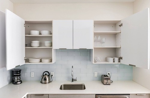 Assembly Square Apartment | Blueground | Assembly Square, pool, nr Mystic River