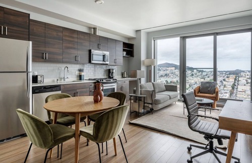 Civic Center Apartment | Blueground | Civic Center, pool, nr Civic Center Plaza