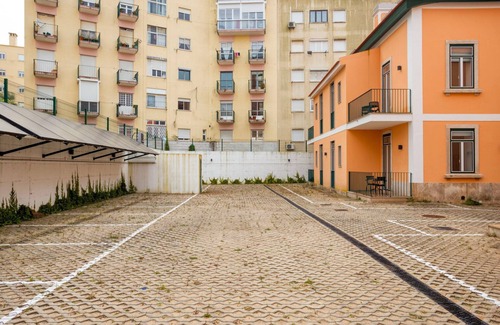 Benfica Apartment | Blueground | furnished, move-in-ready home