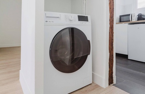 Paris City Center Apartment | Blueground | Saint Germain des Pres, near garden