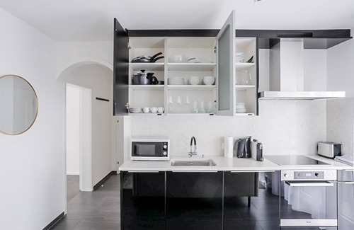 Seefeld Apartment | Blueground | Seefeld, elev, balcony, 3 min to lake