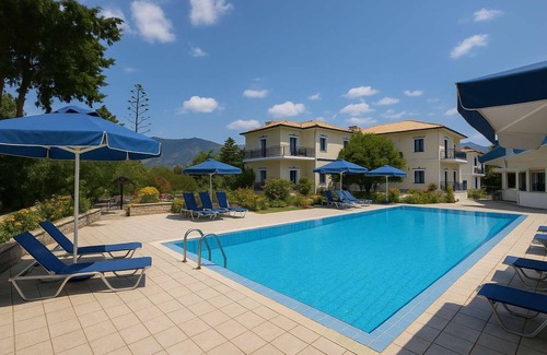 Kerameies Apartment | BlueWhite Studio - Haven by the Pool