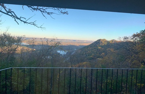 Wabasha House | Bluff top home with expansive views