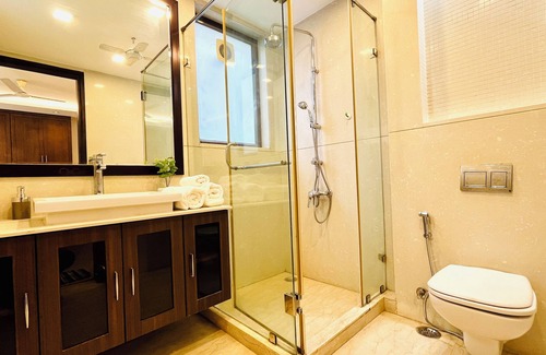 B4 Block Apartment | BluO 4BHK Safdarjung Enclave - Balcony, Lift
