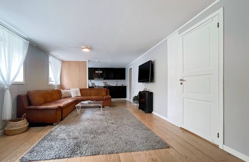 Stavanger Apartment | BnB Apartment 1 “nice & Cozy"central 2 Rooms by Berti