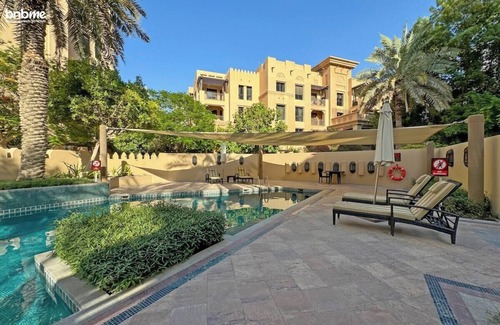Downtown Dubai Apartment | bnbme - High-end 2BR Apartment - Burj Khalifa Blvd