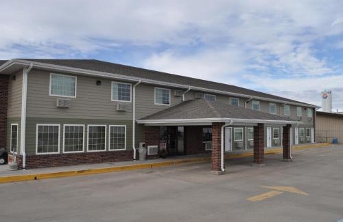 Broken Bow Hotel | Boarders Inn & Suites by Cobblestone Hotels - Broken Bow