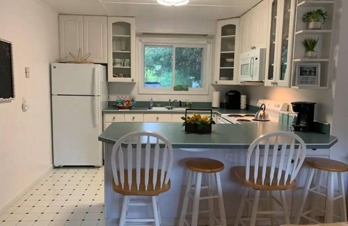 Mayfield House | Boardman River Cottage w/Kayaks