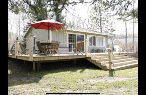 Mayfield House | Boardman River Cottage w/Kayaks