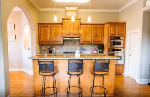 Clear Lake Shores House | Boardwalk Home One Block to Kemah Activities
