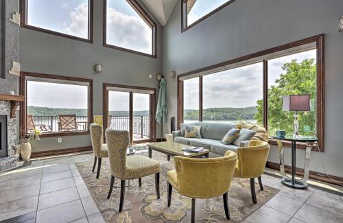 Kaiser House | Boat Dock and Kayaks Luxury Lake of the Ozarks Home