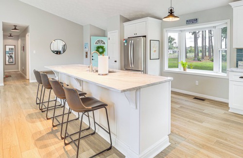 Deltaville House | Boat Dock & Kayaks: Waterfront Home in Deltaville!