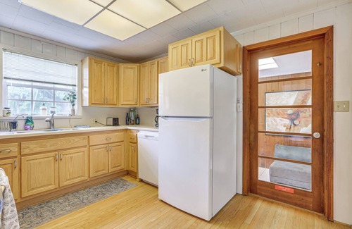 LaBelle House | Boat Lift & Private Dock: Riverfront LaBelle Gem