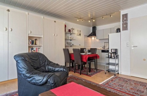 Norddeich Boat Rental | Bodo 1 Comfortable holiday residence