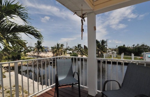 Sands House | Bogie Cottage: Easy ocean access