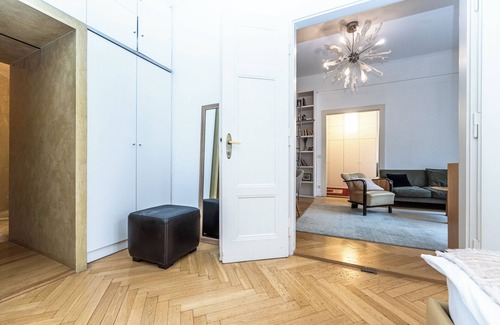 Josefov Apartment | Bohemian charm apartment by Paris Avenue 1