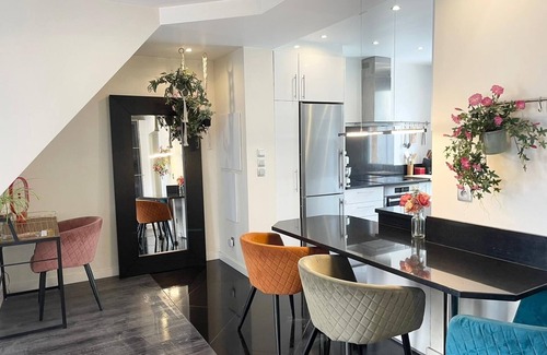 Savigny-sur-Orge Apartment | Bohemian & Chic Apartment 20' from Paris