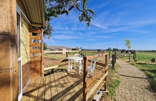 Burthecourt-aux-Chenes Cottage | Bohemian Caravan Comfort South of Nancy