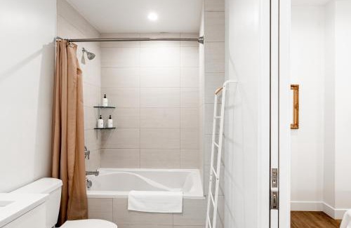 River North Art District House | Bohemian Hideaway | RiNo Art Lofts