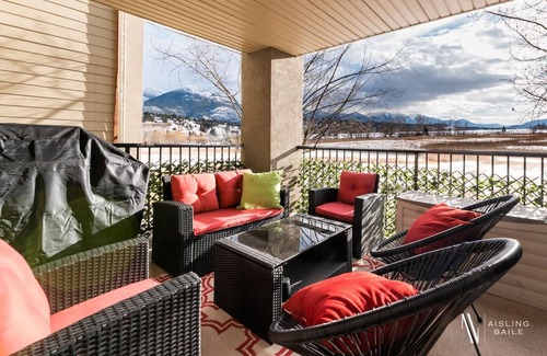 East Kootenay Apartment | Bohemian Wishes | Lake View | Pool | Hot Tub