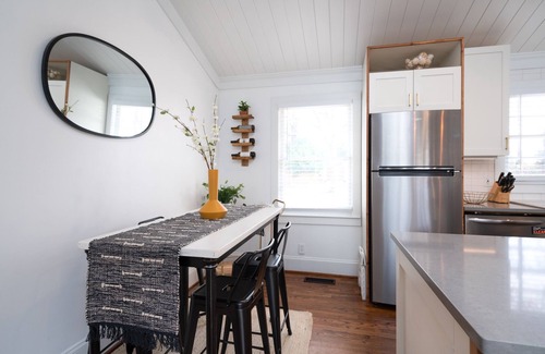 Starmount House | Boho-Chic South CLT Oasis ★ Custom Home ★ Sleeps 6