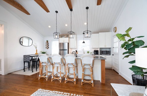 Starmount House | Boho-Chic South CLT Oasis ★ Custom Home ★ Sleeps 6