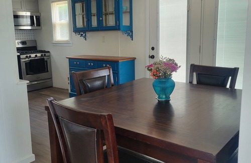 Town of Hastings House | Boho cozy 3 bedroom house close to Syracuse and Oswego with waterfront views.