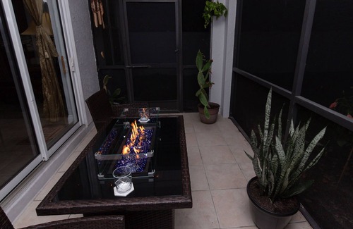 Westminister House | Boho Gator Lux 2 Ft. Myers