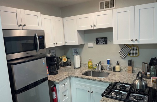Peachtree Center Condo | BoHo High-Rise, Top Floor Downtown City Views! The Heart of the City!
