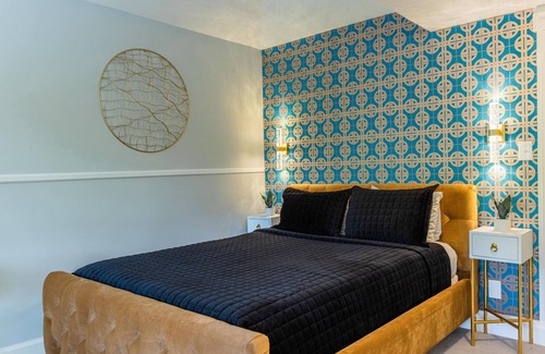 Monte Rio Hotel | Boho Manor Resort - Room 22