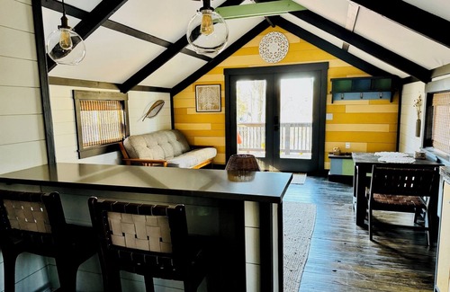 Ashland Cabin | Boho - Safari Canvas Cabin | 1 Bed, 1 Bath