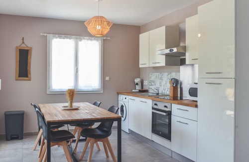 Orgnac-l'Aven House | Bois Flotté gîte with all comforts, private heated pool, bowling green, parking.