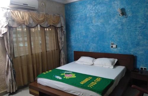Abomey Hotel | Bois vert Hôtel