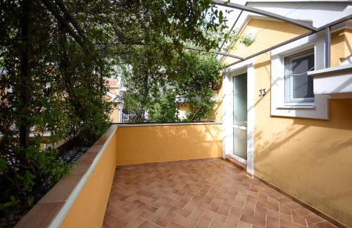 Orahovac Apartment | Boka Kotorska Apartmani