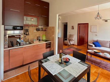 Downtown Apartment | Bokeska apartment