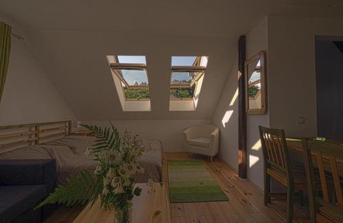 Boldogkovaralja House | BoldogKőHáz