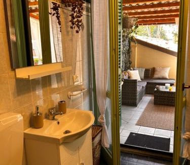 Asti Apartment | Bon Bon del Corso con terrazzo e aria condizionata
