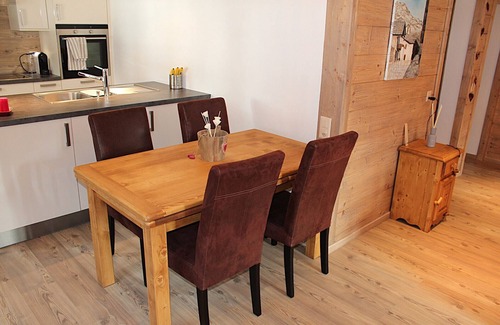 Evolene Apartment | Bon Repos - Cosy avec terrasse | Évolène