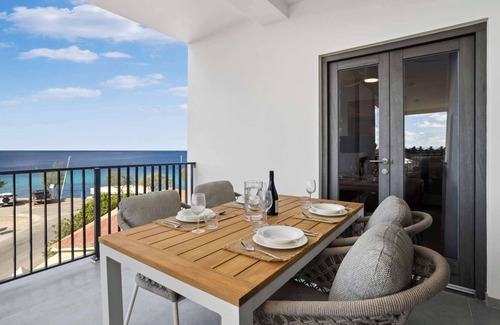 Playa Apartment | Bonaire Beach Apartment 10 with communal pool and diving facilities