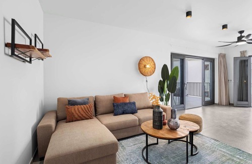 Playa Apartment | Bonaire Beach Apartment 11 with communal pool and diving facilities