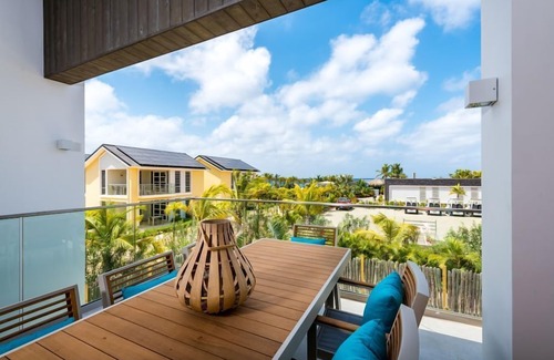 Belnem Villa | Bonaire Island Villa steps to ocean